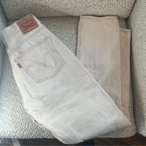 Levi's Jeans Women's Beige Straight Leg Jeans